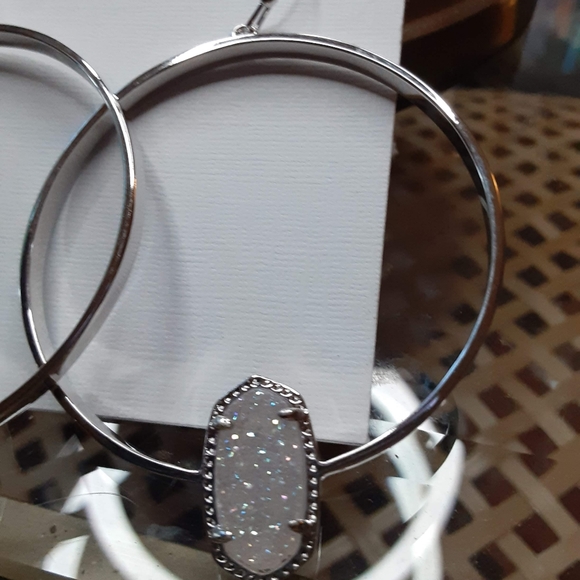 Kendra Scott Elora earrings in Iridescent Drusy - Picture 5 of 5